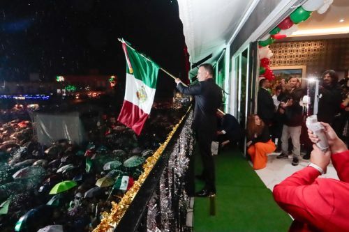 Metepec celebra con saldo blanco el 215 aniversario del inicio de la Independencia de México